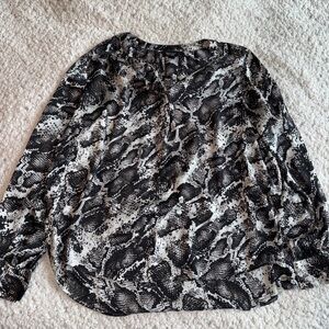 Simply Vera Vera Wang Snake Print Blouse